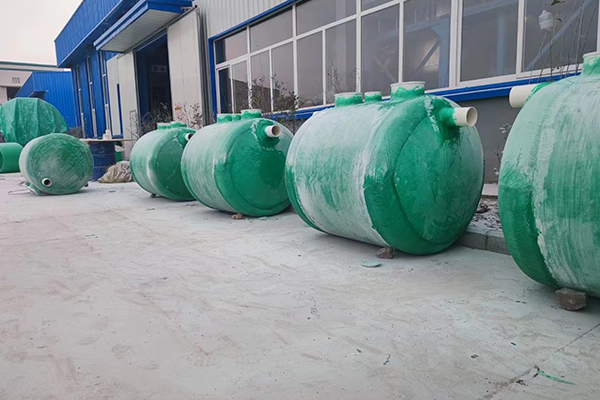 三格式化糞池選擇什么材質的比較好 三格式化糞池選擇什么材質的比較好