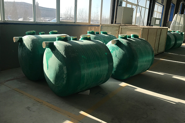 玻璃鋼化糞池選擇二級的和三級的有什么區別 玻璃鋼化糞池選擇二級的和三級的有什么區別